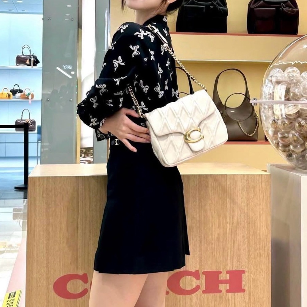 Coach quilted tabby square off white